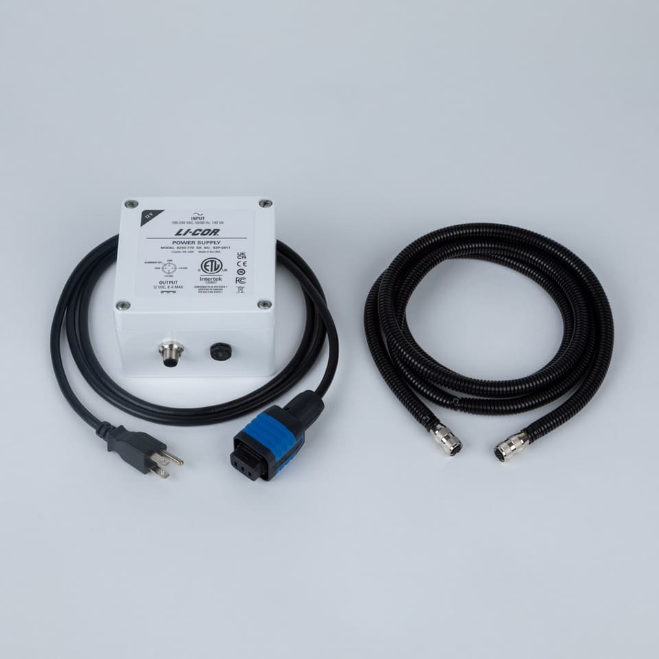 Fuente de alimentación AC-DC (LI-8250)