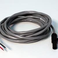 Cable de carga con conectores
