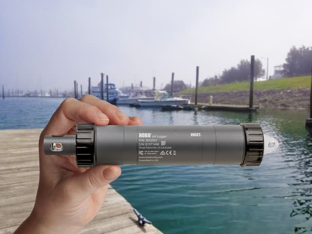 Registrador de datos HOBO Bluetooth para pH y Temperatura